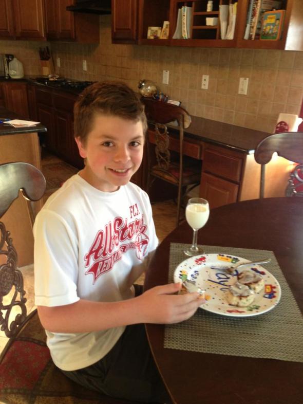 935156_10201180197613955_485530324_n